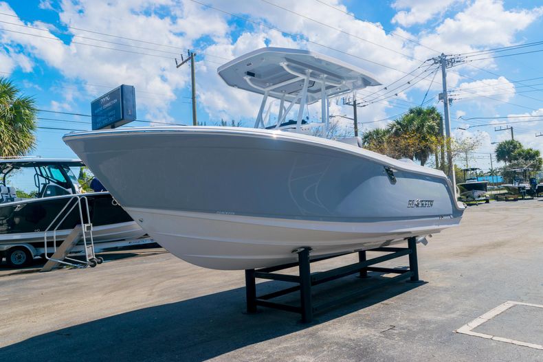 Thumbnail 3 for New 2021 Blackfin 222CC boat for sale in West Palm Beach, FL
