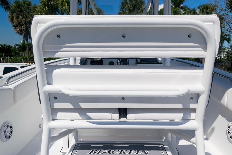 Thumbnail 22 for New 2021 Blackfin 222CC boat for sale in West Palm Beach, FL