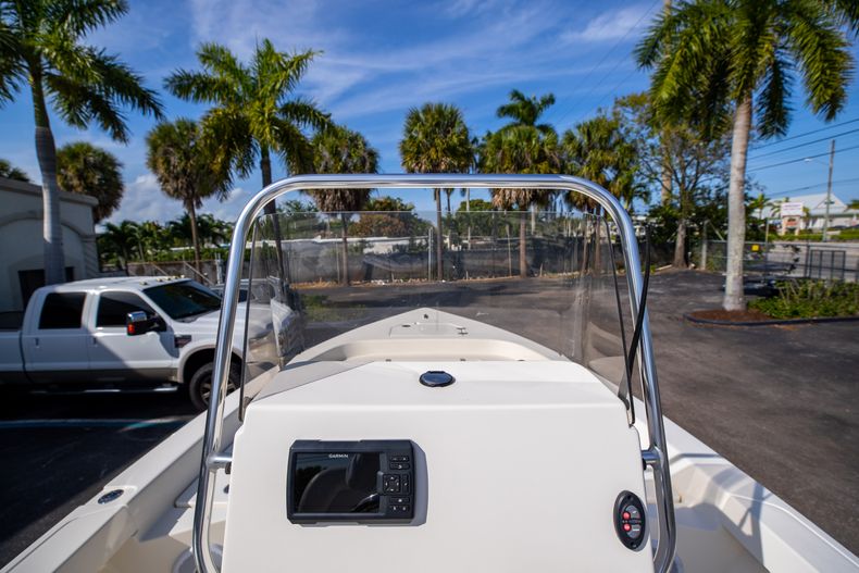 Thumbnail 37 for Used 2017 Pathfinder 2200 boat for sale in West Palm Beach, FL