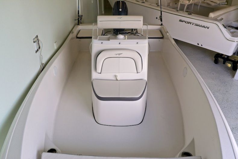 Thumbnail 18 for New 2015 Tidewater 170 CC Adventure Center Console boat for sale in Miami, FL