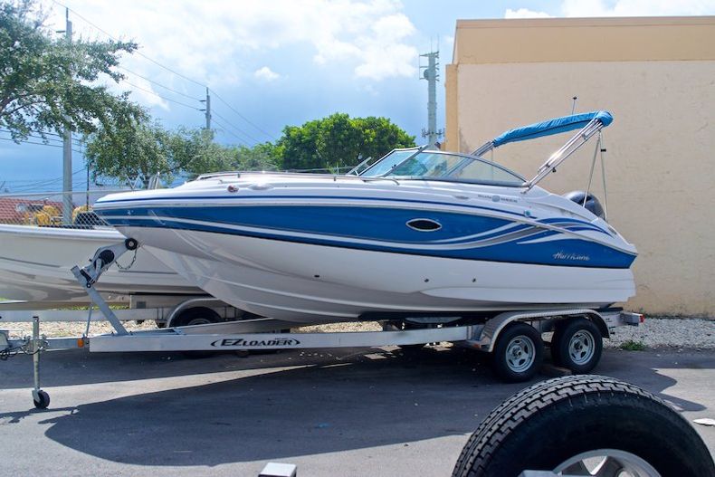 New 2014 Hurricane SunDeck SD 2000 OB boat for sale in Miami, FL