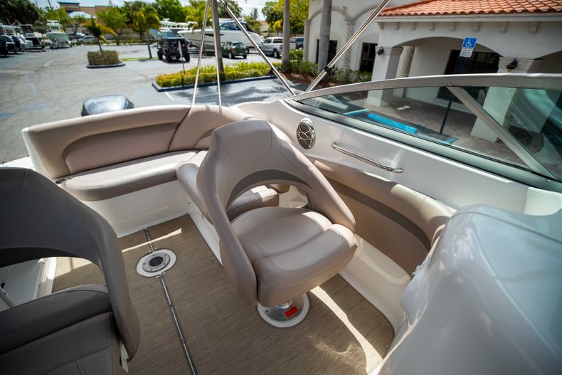 Thumbnail 38 for Used 2014 Hurricane SunDeck SD 2400 OB boat for sale in West Palm Beach, FL