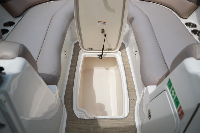 Thumbnail 46 for Used 2014 Hurricane SunDeck SD 2400 OB boat for sale in West Palm Beach, FL