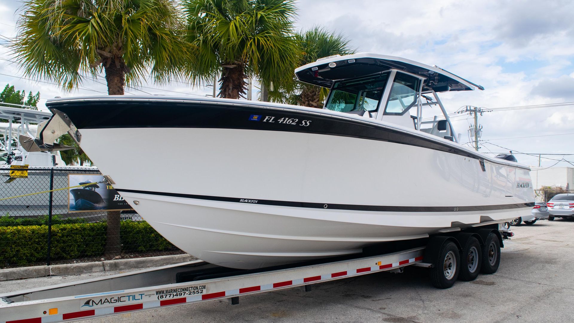 Used 2020 Blackfin 332CC #C129 image 4