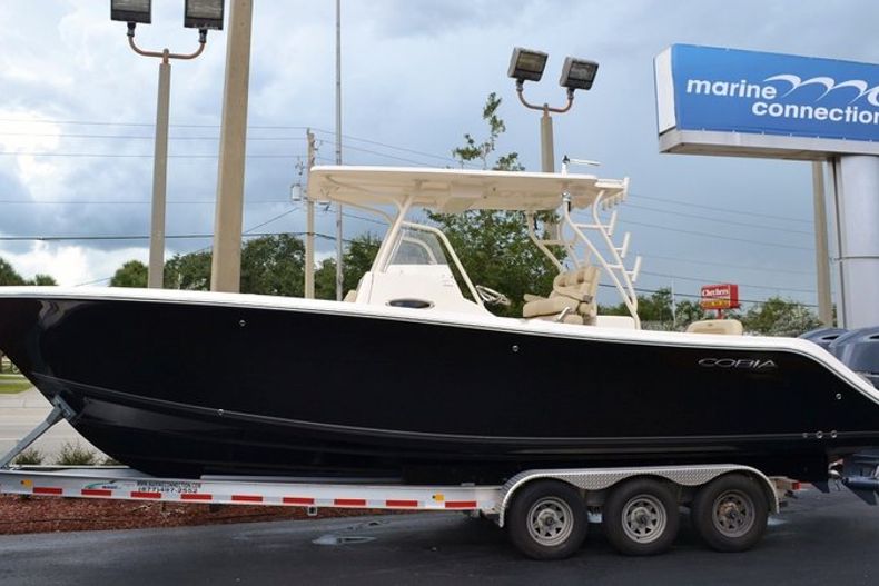 Thumbnail 28 for New 2014 Cobia 296 Center Console boat for sale in Vero Beach, FL
