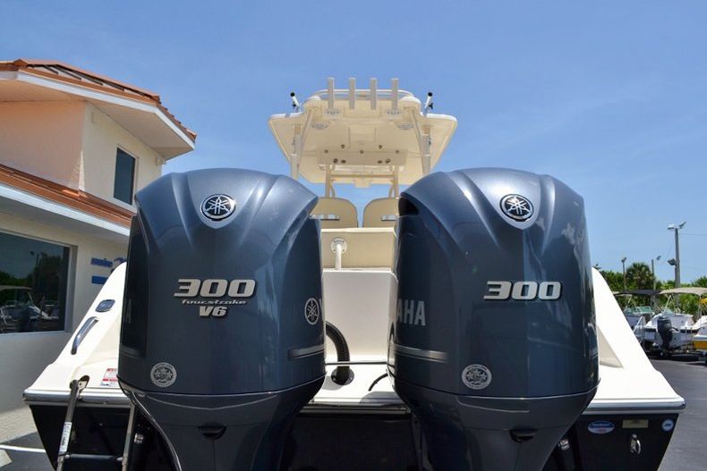 Thumbnail 5 for New 2014 Cobia 296 Center Console boat for sale in Vero Beach, FL