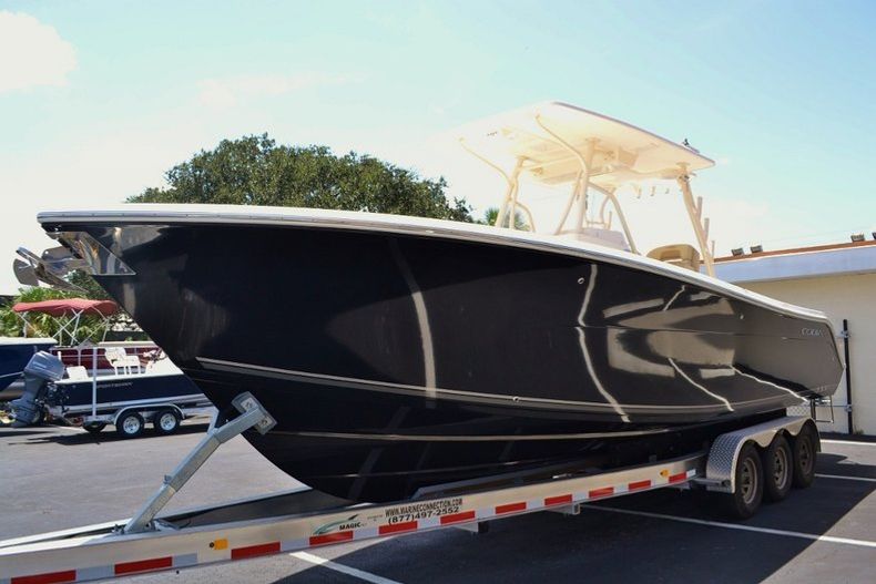 Thumbnail 3 for New 2014 Cobia 296 Center Console boat for sale in Vero Beach, FL