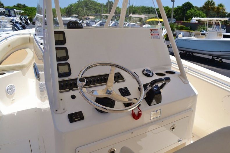 Thumbnail 10 for New 2014 Cobia 296 Center Console boat for sale in Vero Beach, FL