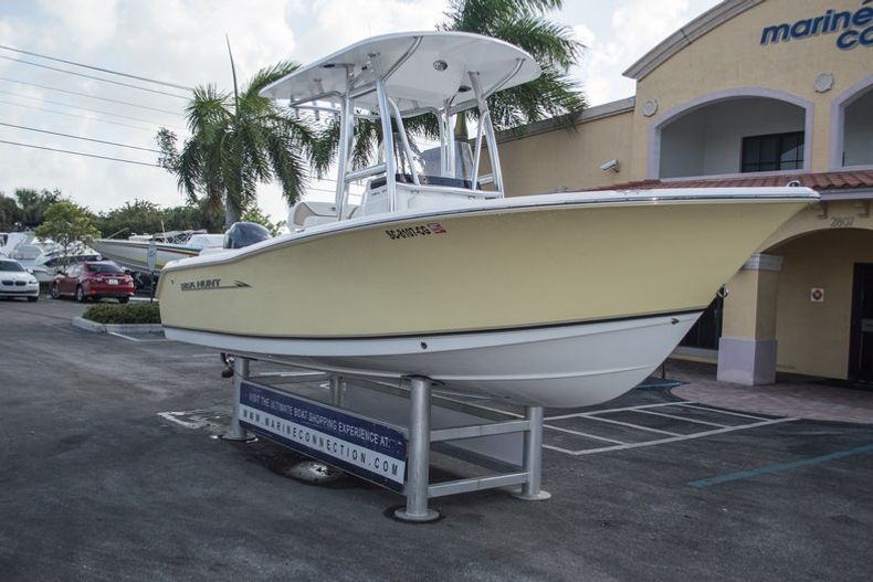Thumbnail 2 for Used 2013 Sea Hunt 211 Ultra boat for sale in Vero Beach, FL