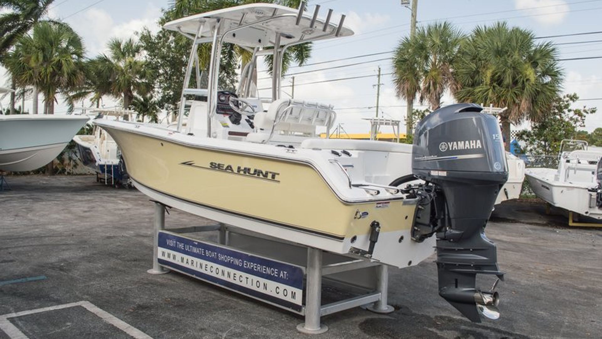 Used 2013 Sea Hunt 211 Ultra #0517 image 5