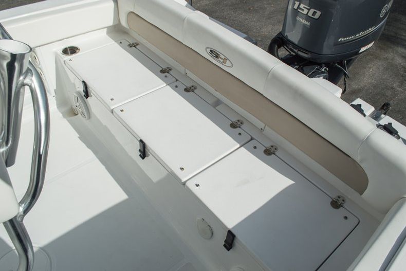 Thumbnail 14 for Used 2013 Sea Hunt 211 Ultra boat for sale in Vero Beach, FL