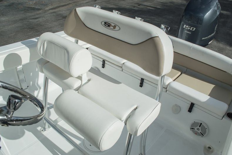 Thumbnail 19 for Used 2013 Sea Hunt 211 Ultra boat for sale in Vero Beach, FL