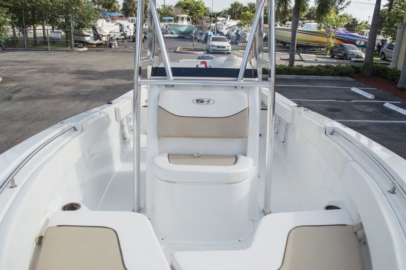 Thumbnail 29 for Used 2013 Sea Hunt 211 Ultra boat for sale in Vero Beach, FL