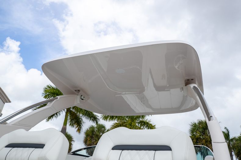 Thumbnail 14 for Used 2021 Regal LX6 Only 7 Hours boat for sale in West Palm Beach, FL