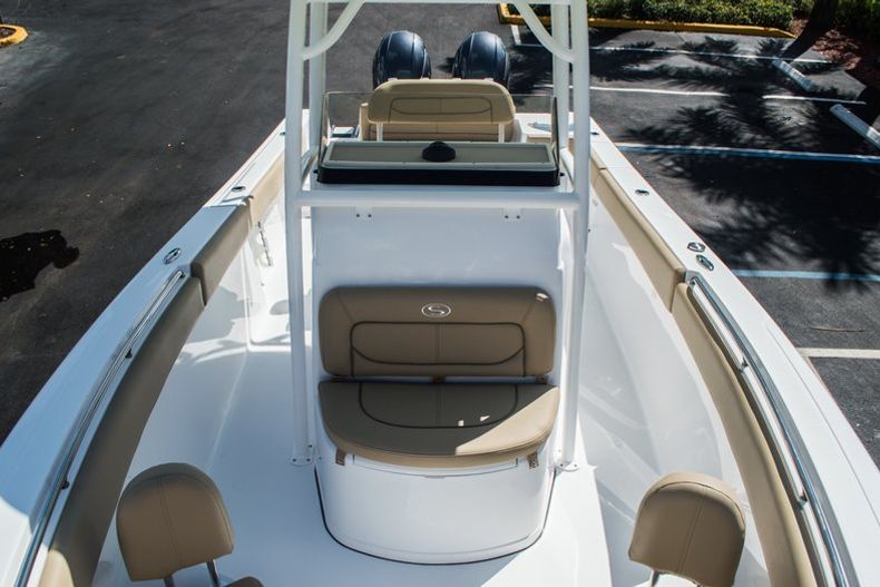 Thumbnail 19 for New 2016 Sportsman Heritage 251 Center Console boat for sale in West Palm Beach, FL