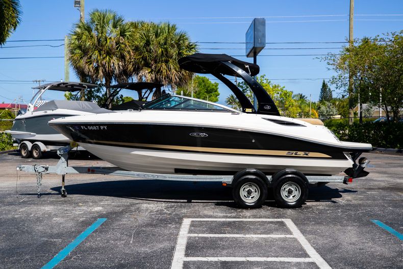 Thumbnail 4 for Used 2015 Sea Ray 210 SLX boat for sale in West Palm Beach, FL