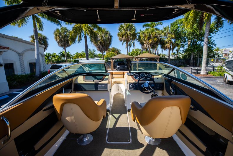 Thumbnail 17 for Used 2015 Sea Ray 210 SLX boat for sale in West Palm Beach, FL