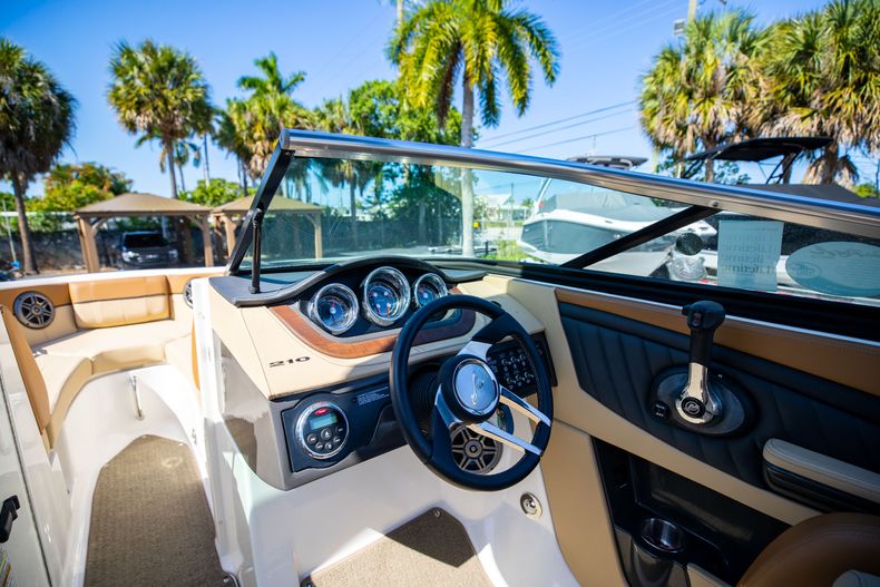 Thumbnail 19 for Used 2015 Sea Ray 210 SLX boat for sale in West Palm Beach, FL
