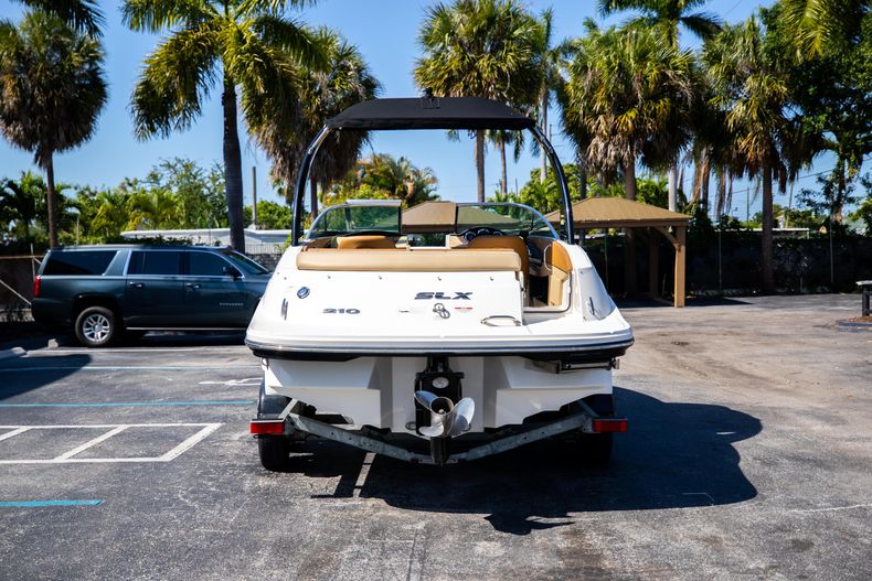 Thumbnail 7 for Used 2015 Sea Ray 210 SLX boat for sale in West Palm Beach, FL