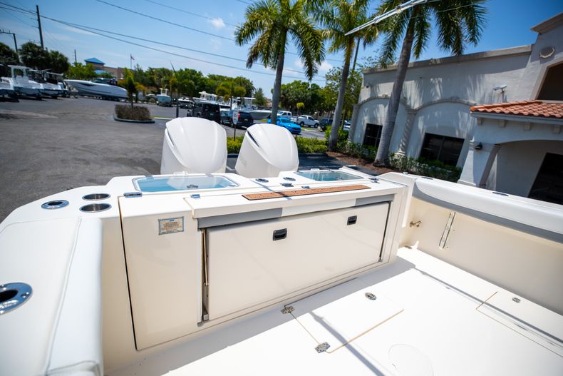 Thumbnail 15 for Used 2019 Cobia 320 CC boat for sale in West Palm Beach, FL