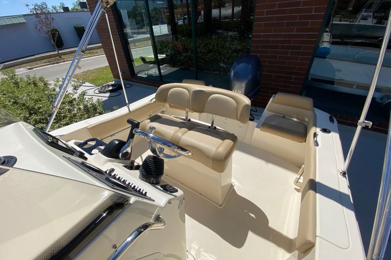 Thumbnail 7 for Used 2020 Scout 195 Sportfish Center Console boat for sale in Stuart, FL