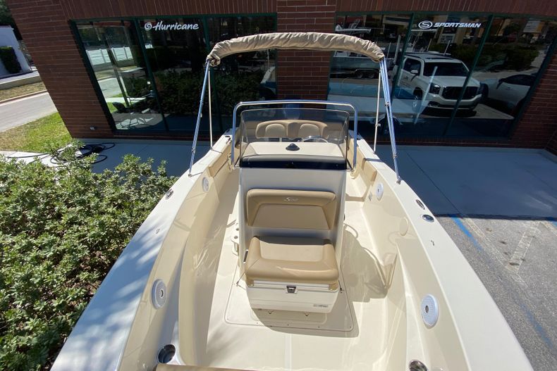 Thumbnail 6 for Used 2020 Scout 195 Sportfish Center Console boat for sale in Stuart, FL