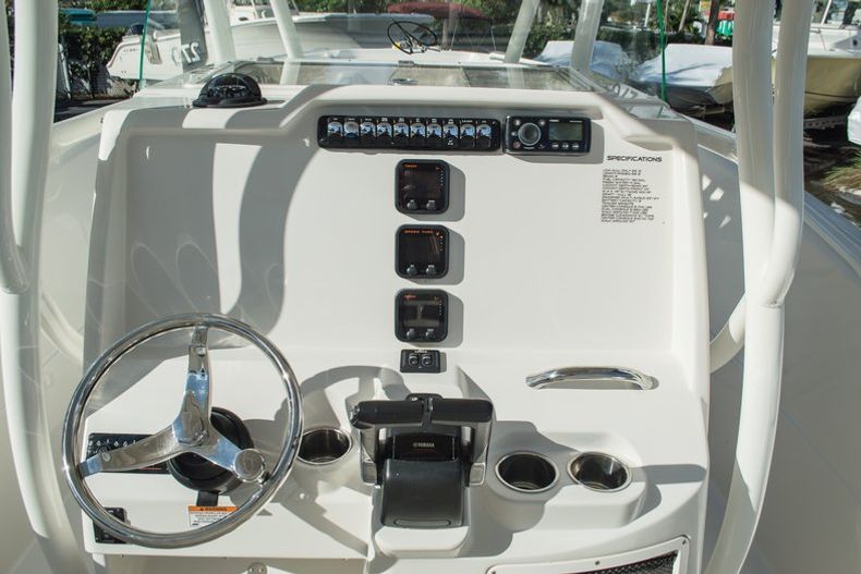 Thumbnail 19 for New 2015 Sailfish 270 CC Center Console boat for sale in West Palm Beach, FL