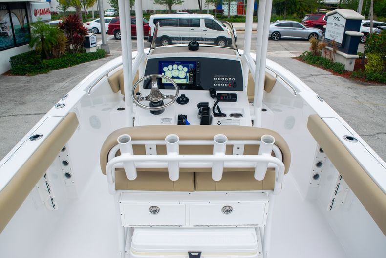 Thumbnail 9 for Used 2016 Sportsman Heritage 231 Center Console boat for sale in Fort Lauderdale, FL