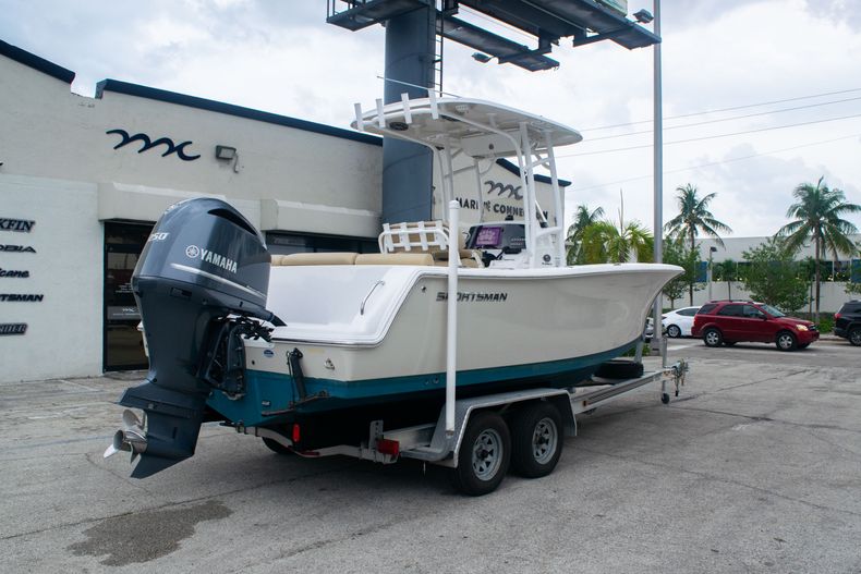 Thumbnail 7 for Used 2016 Sportsman Heritage 231 Center Console boat for sale in Fort Lauderdale, FL