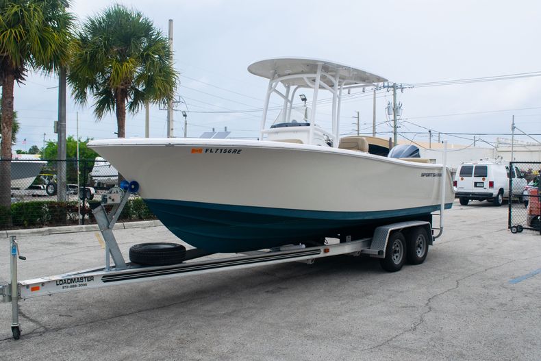 Thumbnail 2 for Used 2016 Sportsman Heritage 231 Center Console boat for sale in Fort Lauderdale, FL