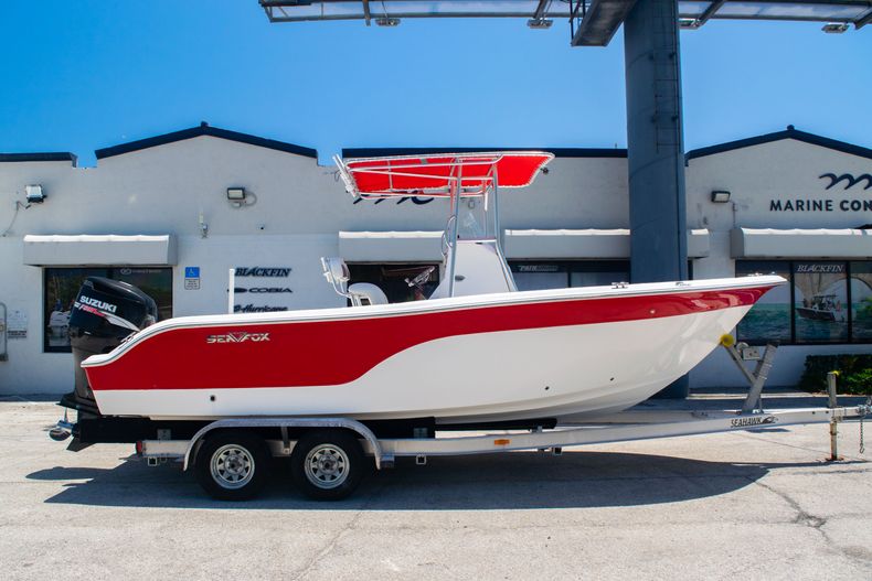 Used 2009 Sea Fox 236CC Center Console boat for sale in Fort Lauderdale, FL