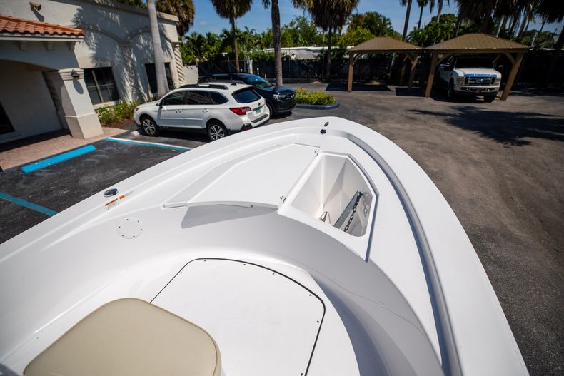 Thumbnail 32 for Used 2018 Sportsman Island Bay 20 Bay Boat boat for sale in West Palm Beach, FL