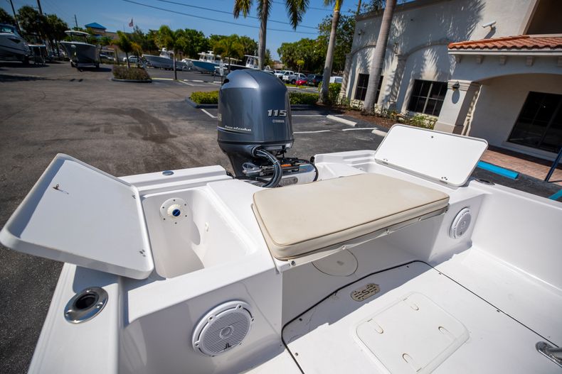 Thumbnail 13 for Used 2018 Sportsman Island Bay 20 Bay Boat boat for sale in West Palm Beach, FL