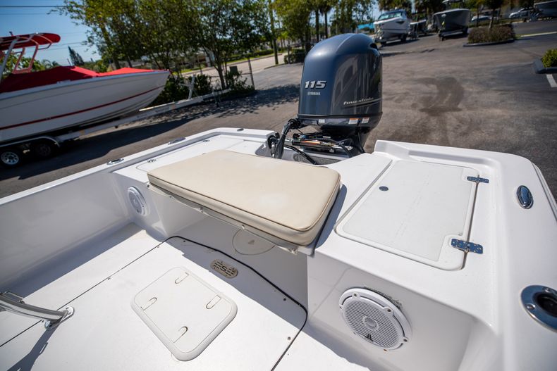 Thumbnail 15 for Used 2018 Sportsman Island Bay 20 Bay Boat boat for sale in West Palm Beach, FL