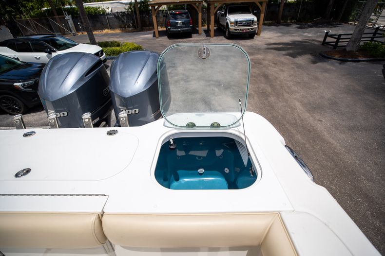 Thumbnail 18 for Used 2009 Everglades 320EX boat for sale in West Palm Beach, FL