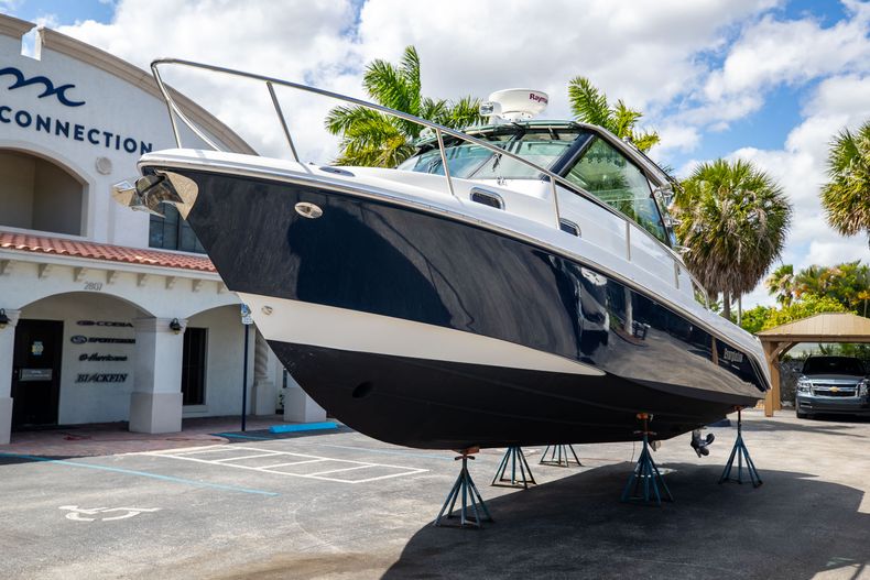 Thumbnail 11 for Used 2009 Everglades 320EX boat for sale in West Palm Beach, FL