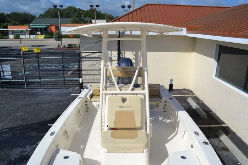 Thumbnail 17 for New 2016 Pathfinder 2200 TRS Bay Boat boat for sale in Vero Beach, FL