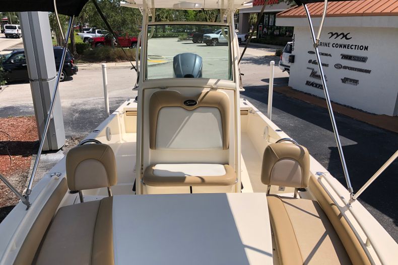 Thumbnail 17 for Used 2014 Scout 251 XS boat for sale in Vero Beach, FL