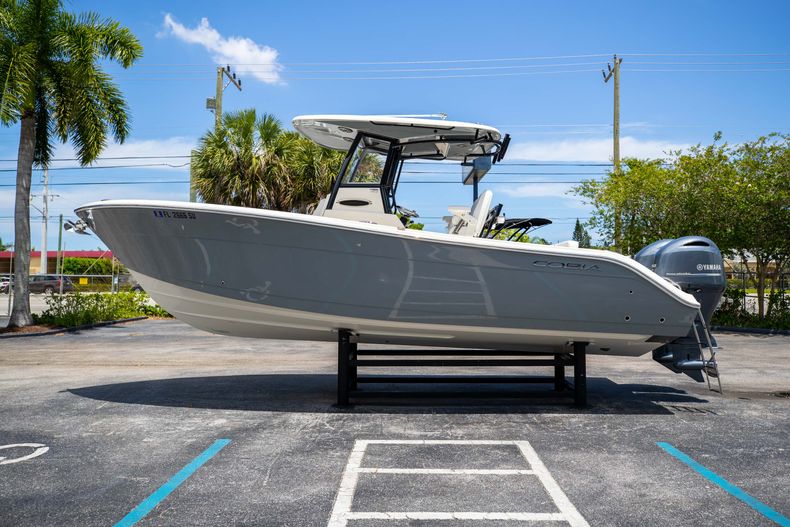 Thumbnail 6 for Used 2021 Cobia 262 CC boat for sale in West Palm Beach, FL