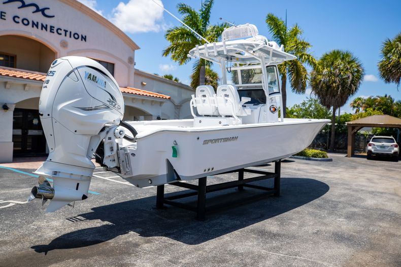 Thumbnail 7 for New 2021 Sportsman Masters 267 Bay Boat boat for sale in West Palm Beach, FL