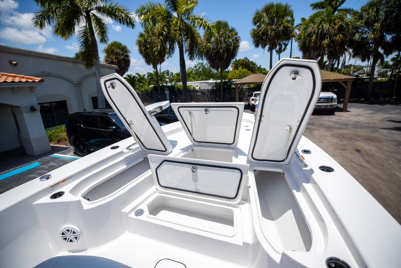 Thumbnail 44 for New 2021 Sportsman Masters 267 Bay Boat boat for sale in West Palm Beach, FL