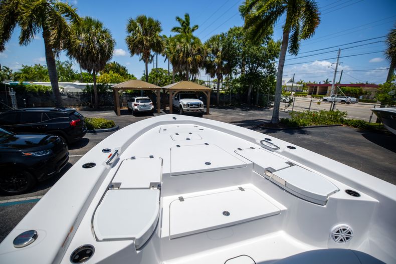 Thumbnail 46 for New 2021 Sportsman Masters 267 Bay Boat boat for sale in West Palm Beach, FL