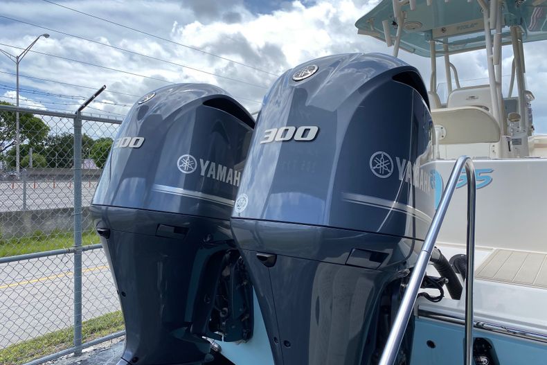 Thumbnail 2 for Used 2017 Cobia 296 Center Console boat for sale in Miami, FL