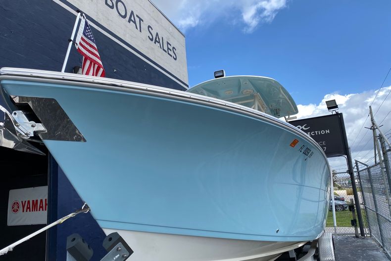 Used 2017 Cobia 296 Center Console boat for sale in Miami, FL