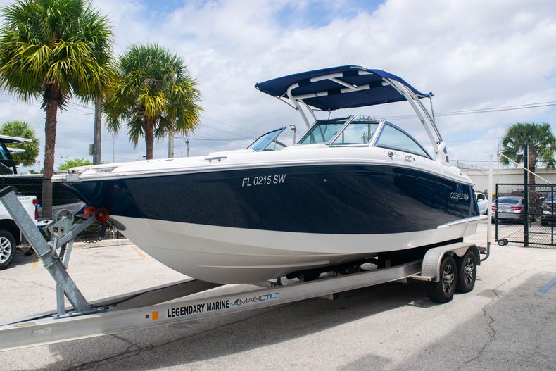 Thumbnail 3 for Used 2018 Cobalt 25SC boat for sale in Fort Lauderdale, FL