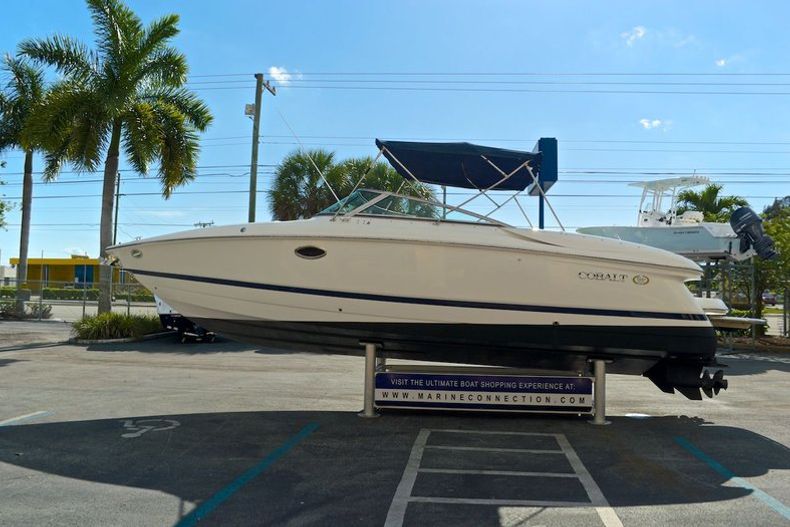 Thumbnail 4 for Used 2003 Cobalt 282 Bowrider boat for sale in West Palm Beach, FL