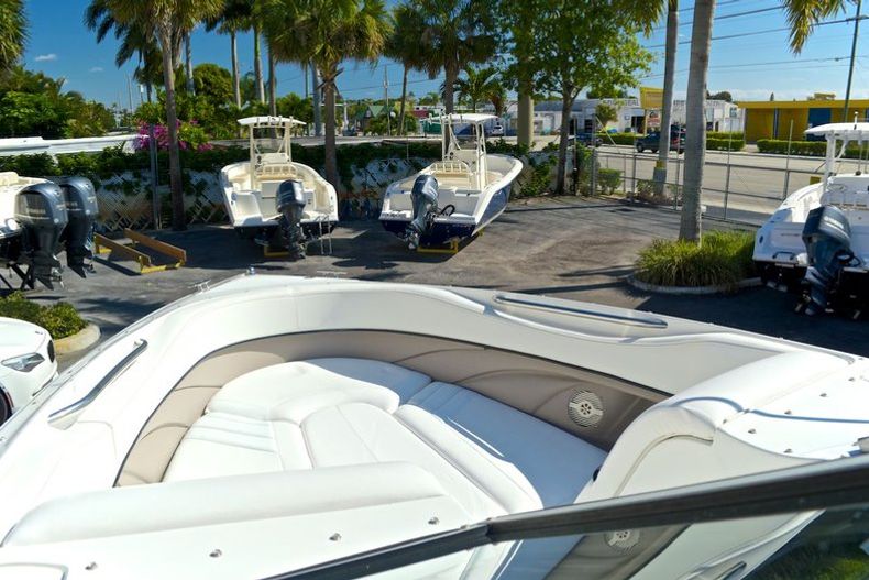 Thumbnail 74 for Used 2003 Cobalt 282 Bowrider boat for sale in West Palm Beach, FL