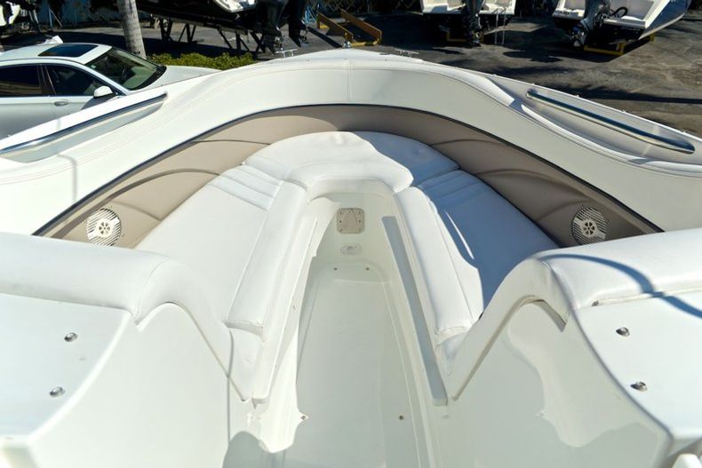 Thumbnail 92 for Used 2003 Cobalt 282 Bowrider boat for sale in West Palm Beach, FL