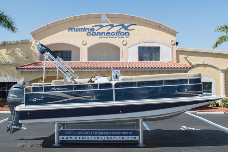 New 2015 Hurricane FunDeck FD 236 OB boat for sale in West Palm Beach, FL