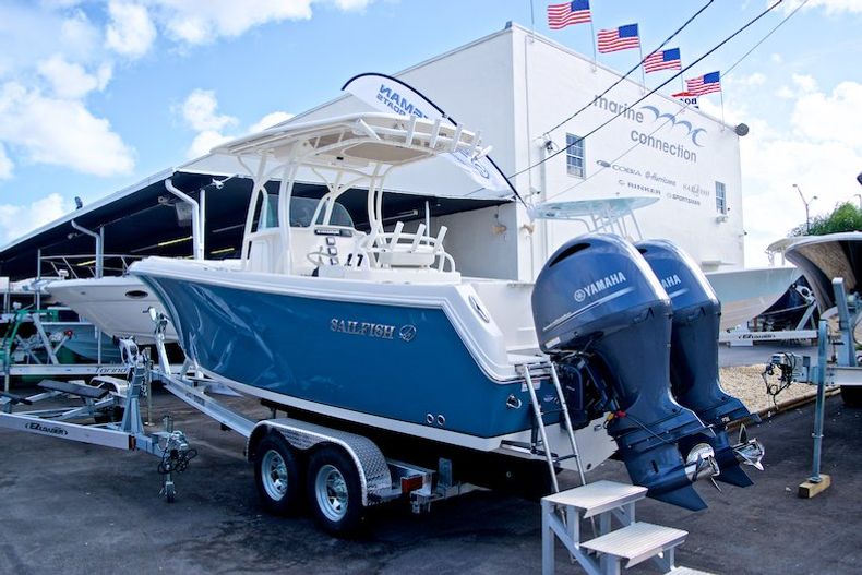 Thumbnail 2 for New 2015 Sailfish 270 CC Center Console boat for sale in Miami, FL